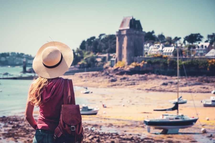 Où se trouve la plage de Saint-Servan sur mer ?